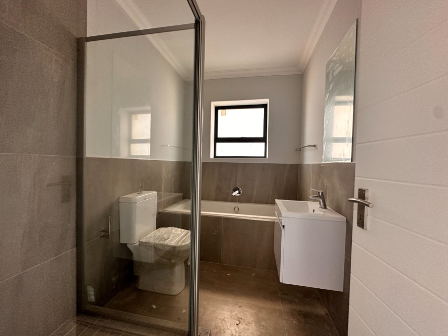 2 Bedroom Property for Sale in Table View Western Cape